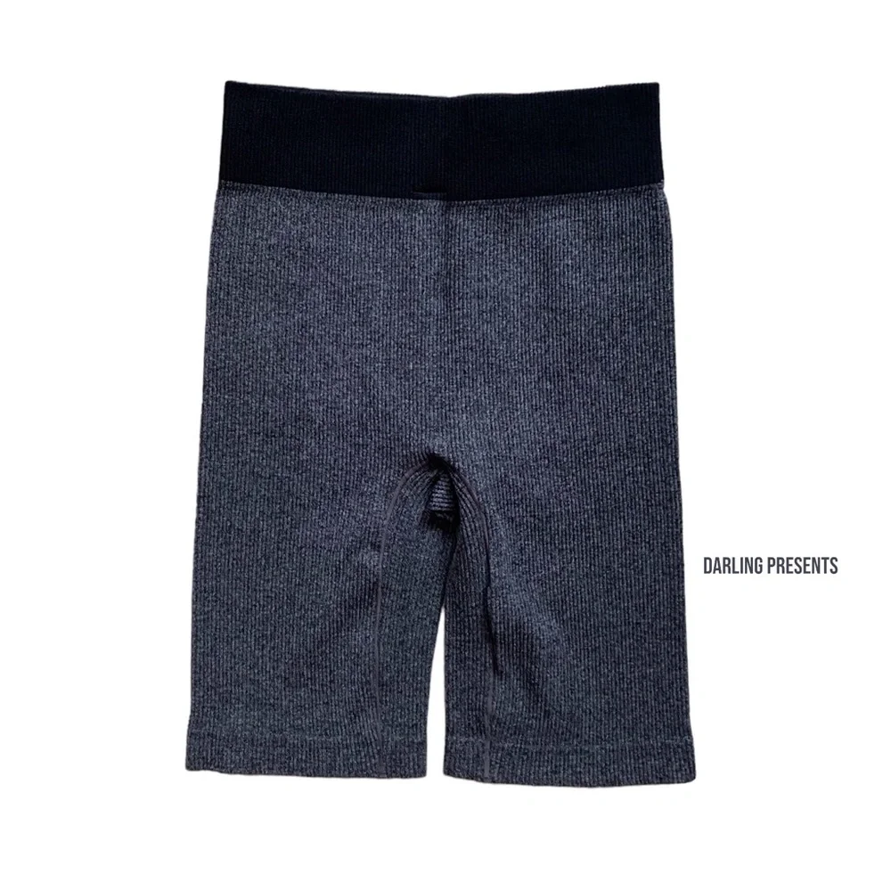 Zenana Ribbed Long Bike Shorts Women Color Charcoal Size L/XL - Picture 2 of 5